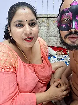 Snapshot of MOM-SUN-COUPLE chatting on 03-13-25, 04:23 MOM-SUN-COUPLE online show from 03-13-25, 04:23