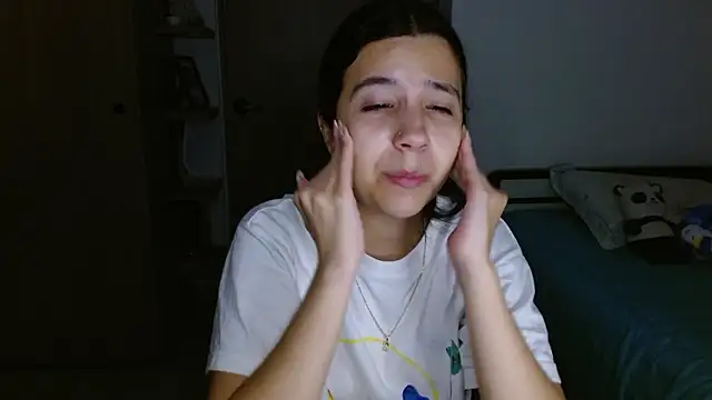 mia  lopez  online show from 02-12-26, 04:40