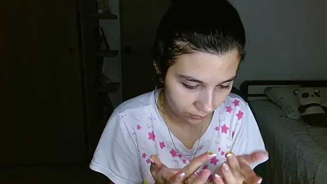 mia  lopez  online show from 03-17-26, 04:17