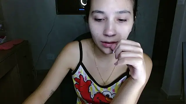 Snapshot of mia__lopez_ chatting on 06-28-26, 04:07 mia lopez online show from 06-28-26, 04:07