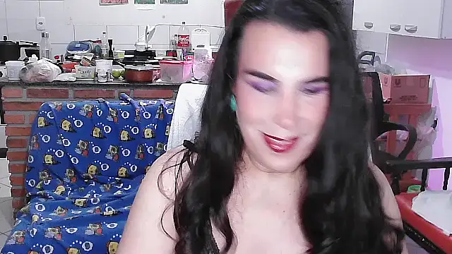 LauraVicttoria361215 online show from 12-18-25, 02:06