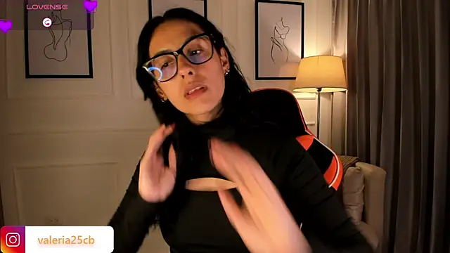 valeriia25  online show from 02-22-25, 10:31