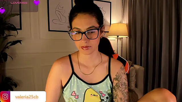 valeriia25  online show from 02-28-25, 12:42