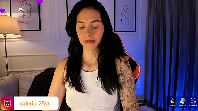 valeriia25  online show from 03-07-25, 10:54