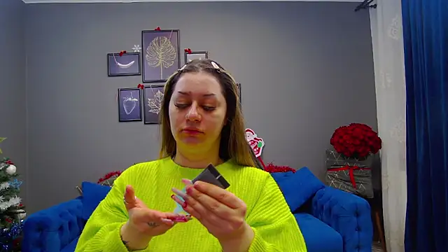 Katewalker  online show from 12-19-24, 06:12