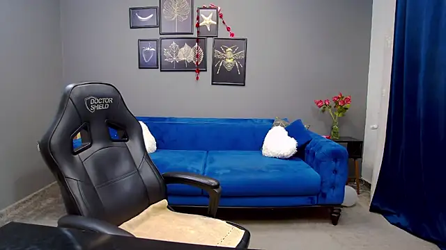 Katewalker  online show from 02-17-25, 06:15