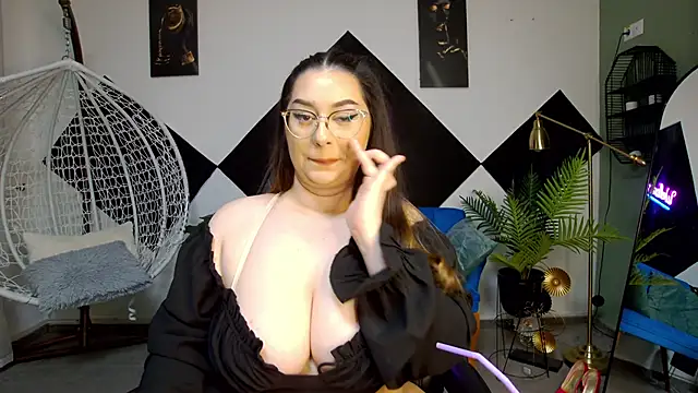 Katewalker  online show from 05-10-26, 07:52