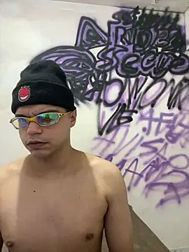 Magosupreme online show from 04-11-26, 07:56