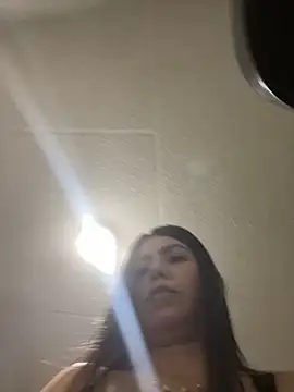 martina contreras online show from 04-13-26, 05:02