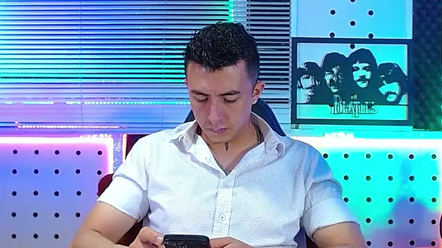 Snapshot of Darko0717 chatting on 07-01-26, 01:56 Darko0717 online show from 07-01-26, 01:56