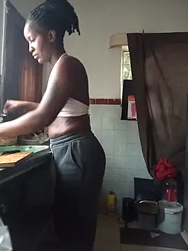 sluttylaura21 online show from 03-26-26, 12:44