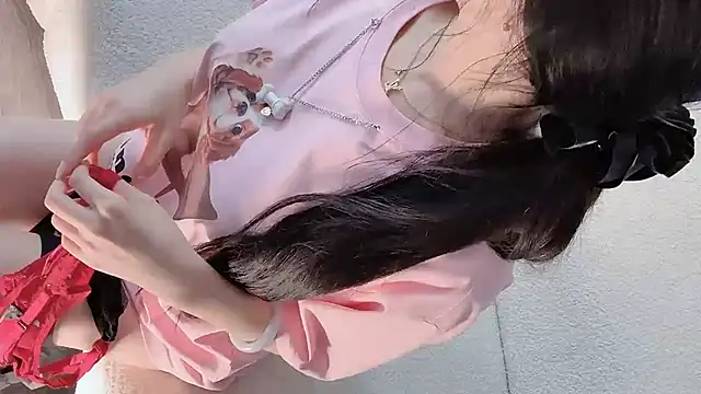 Serena-AU online show from 09-26-25, 04:11