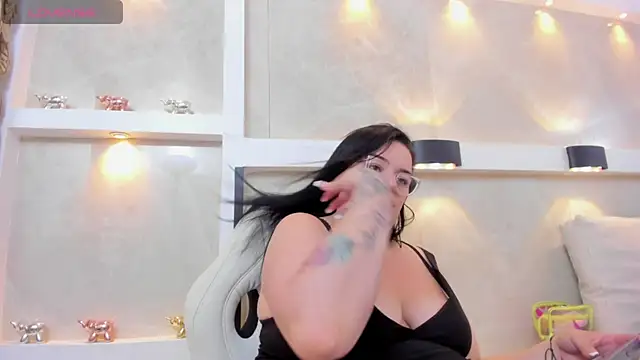 anette cooper online show from 11-11-25, 03:28