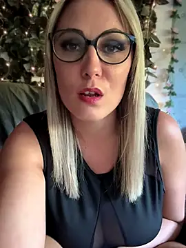 Snapshot of Leanymphoo chatting on 09-17-25, 03:24 Leanymphoo online show from 09-17-25, 03:24