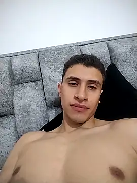 ospina0420 online show from 02-05-26, 03:49