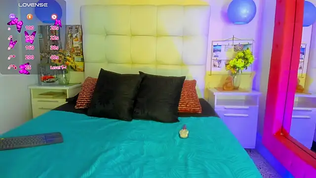 cinthya walker1 online show from 04-13-26, 02:22