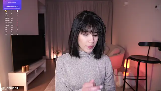 Snapshot of anniehillofficial chatting on 02-19-25, 09:03 anniehillofficial online show from 02-19-25, 09:03