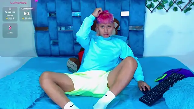 Hakim prettynigg online show from 01-05-25, 03:23