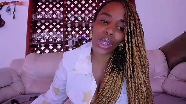 Snapshot of TAYLORR778 chatting on 07-15-26, 02:33 TAYLORR778 online show from 07-15-26, 02:33