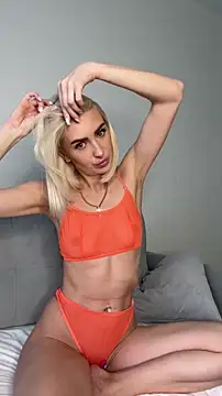 Mia Roxie online show from 03-19-26, 03:21