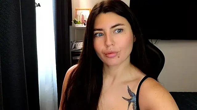 Snapshot of gracedorce chatting on 05-29-26, 02:42 gracedorce online show from 05-29-26, 02:42