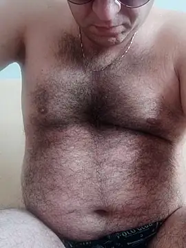 Snapshot of fraud705 chatting on 02-14-26, 12:46 fraud705 online show from 02-14-26, 12:46