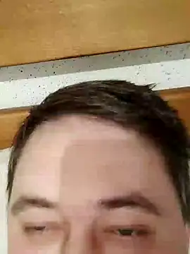 Snapshot of tores992 chatting on 01-17-25, 08:33 tores992 online show from 01-17-25, 08:33