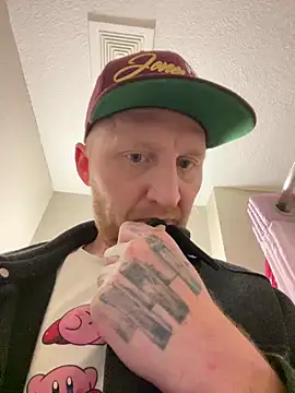 b1gd1ckg1nger86 online show from 01-02-25, 09:43