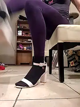 Snapshot of Nathanylon chatting on 11-08-25, 07:19 Nathanylon online show from 11-08-25, 07:19