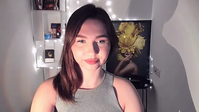 Snapshot of GracefulLook chatting on 02-05-25, 09:25 GracefulLook online show from 02-05-25, 09:25