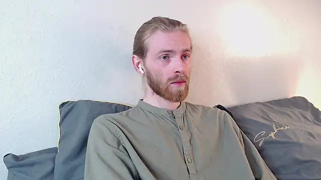 Damien Bi online show from 03-22-25, 04:45