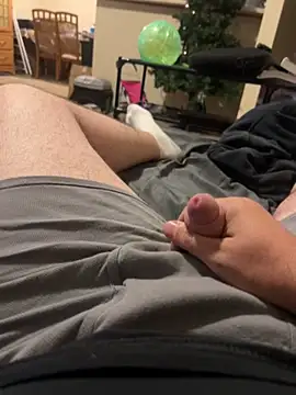 Snapshot of sexydadbod1 chatting on 09-12-25, 04:45 sexydadbod1 online show from 09-12-25, 04:45