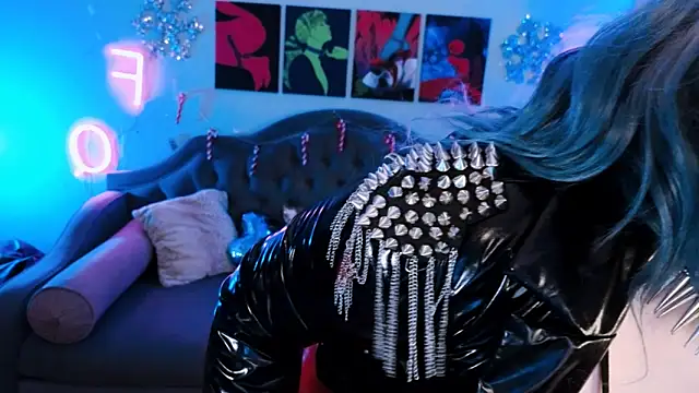 wickedxqueen online show from 12-29-24, 03:11