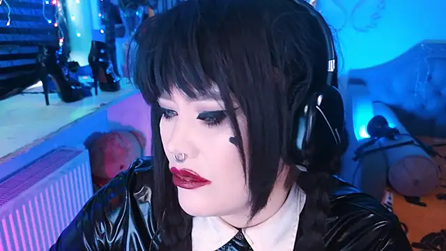 wickedxqueen online show from 03-01-25, 10:31