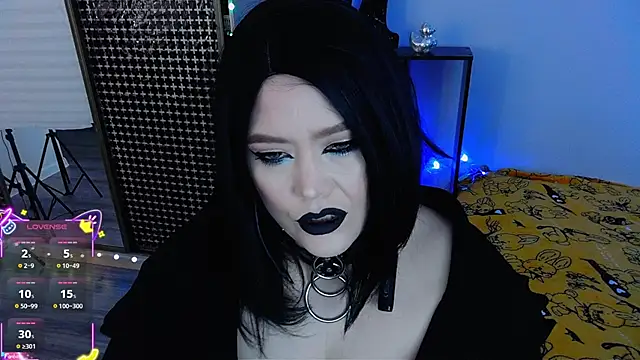 wickedxqueen online show from 04-18-26, 03:16
