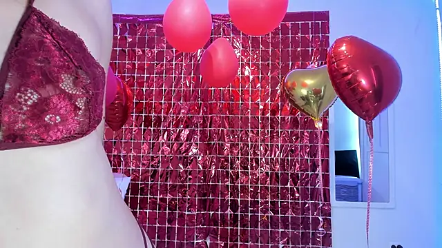 Snapshot of Estrella_Duran chatting on 02-18-25, 07:52 Estrella Duran online show from 02-18-25, 07:52