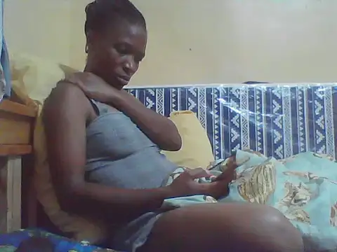 Snapshot of Smillie_prety chatting on 04-18-26, 06:06 Smillie prety online show from 04-18-26, 06:06