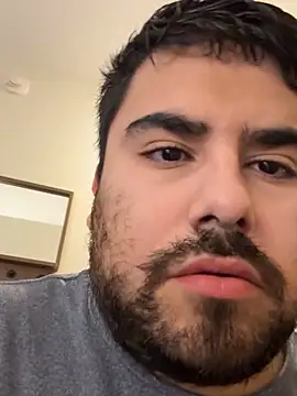 Snapshot of MikeC0le_Steele chatting on 11-19-25, 08:31 MikeC0le Steele online show from 11-19-25, 08:31