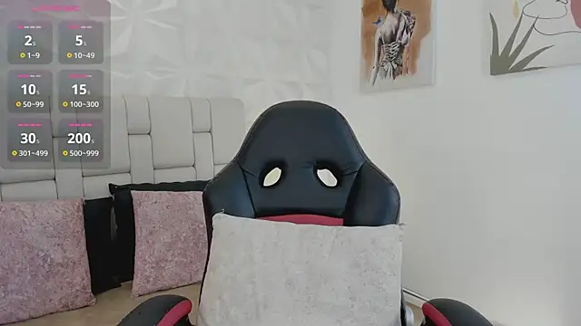 Snapshot of emma_woods_ chatting on 10-15-25, 08:53 emma woods online show from 10-15-25, 08:53