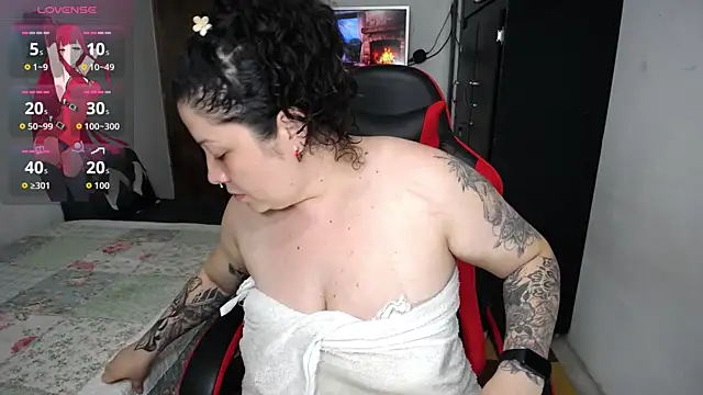 Madyson ho online show from 04-10-26, 05:23