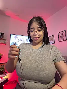 tati reyess online show from 03-31-26, 01:00