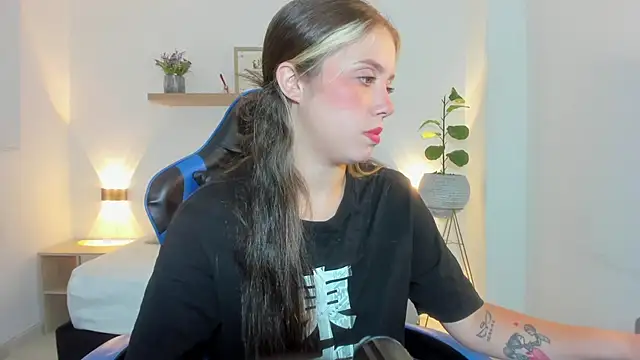 Snapshot of nataly_rodri chatting on 07-18-26, 02:27 nataly rodri online show from 07-18-26, 02:27