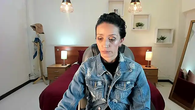 Kristen Garner online show from 02-10-25, 08:00