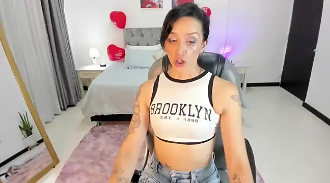 Kristen Garner online show from 02-17-25, 07:53