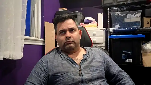 Snapshot of Sakhtlaundaz chatting on 01-31-26, 10:52 Sakhtlaundaz online show from 01-31-26, 10:52