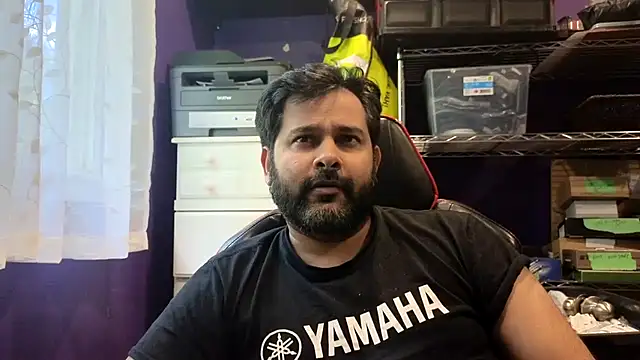 Snapshot of Sakhtlaundaz chatting on 06-20-26, 09:17 Sakhtlaundaz online show from 06-20-26, 09:17