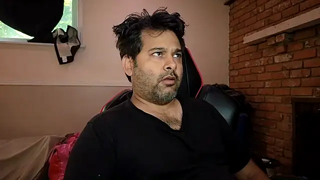 Snapshot of Sakhtlaundaz chatting on 07-20-26, 01:24 Sakhtlaundaz online show from 07-20-26, 01:24