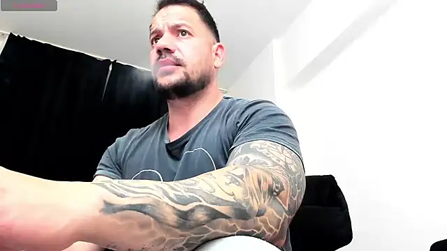 musclemonster31 online show from 11-30-25, 10:25