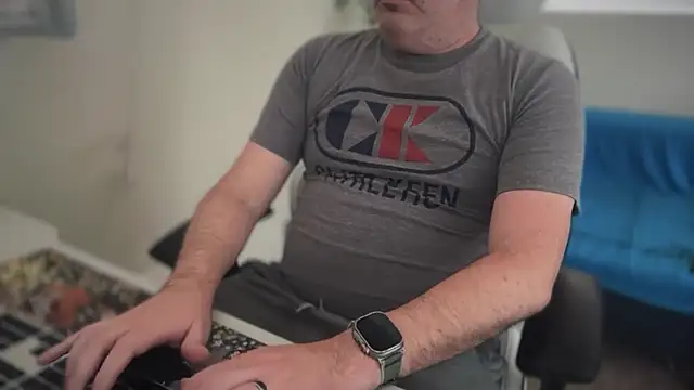 Pup Rush online show from 04-01-26, 07:44