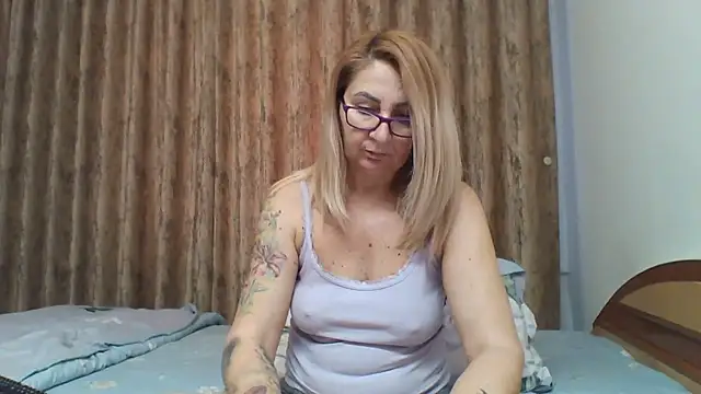PussyEvely online show from 02-11-25, 03:08